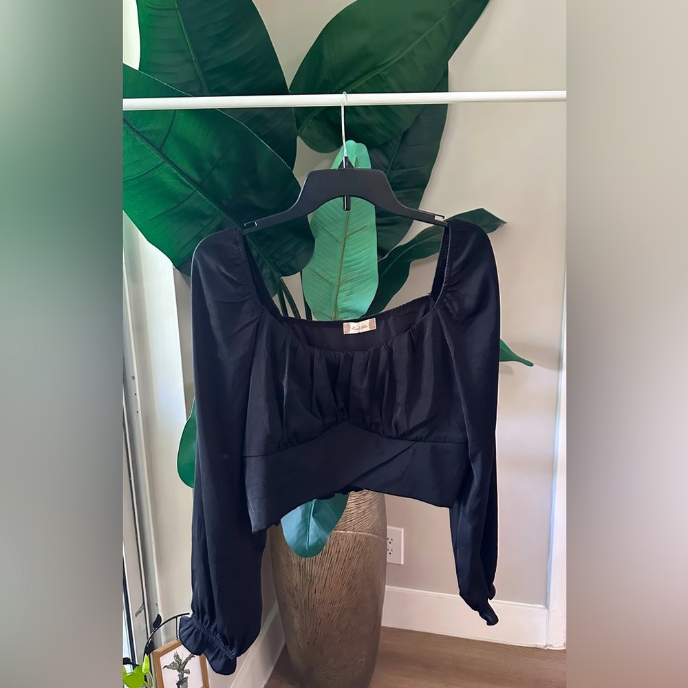 Altar’D State Long Sleeve Crop Top